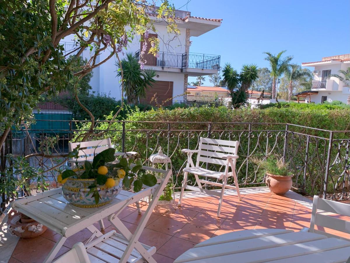 Villa Falcone Borsellino パレルモ エクステリア 写真
